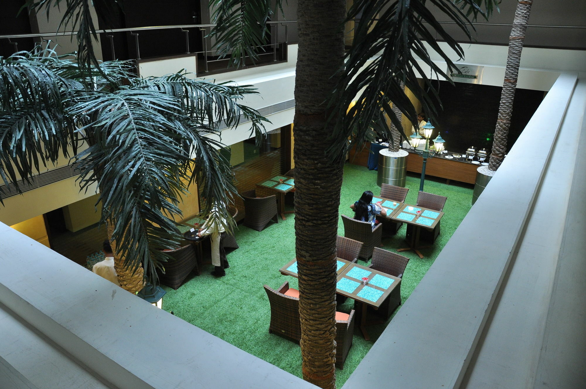 The Cambay Grand Hotel Ahmedabad Buitenkant foto
